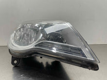 Load image into Gallery viewer, HEADLIGHT LAMP ASSEMBLY Volkswagen Routan 09 10 11 12 13 14 Right - NW488684
