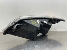 Load image into Gallery viewer, HEADLIGHT LAMP ASSEMBLY Volkswagen Routan 09 10 11 12 13 14 Right - NW488684
