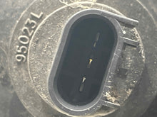 Load image into Gallery viewer, OUTER TAIL LIGHT LAMP Volkswagen Routan 09 10 11 12 13 14 Left - NW488827
