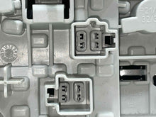 Load image into Gallery viewer, TAIL LIGHT LAMP ASSEMBLY Volvo S40 V40 04 05 06 07 Right - NW489315
