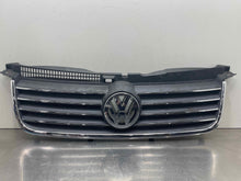 Load image into Gallery viewer, GRILL Passat 2001 01 2002 02 2003 03 2004 04 05 Upper - NW489143
