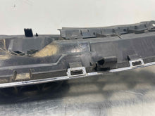 Load image into Gallery viewer, GRILL Passat 2001 01 2002 02 2003 03 2004 04 05 Upper - NW489143
