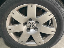 Load image into Gallery viewer, WHEEL VW Passat 2001 01 02 03 04 05 16x7 Alloy 7 Spoke - NW489361
