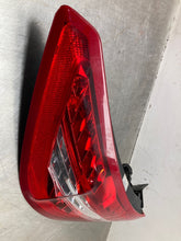 Load image into Gallery viewer, OUTER TAIL LIGHT LAMP E300 E350 E400 E550 E63 10 11 12 13 Left - NW489313
