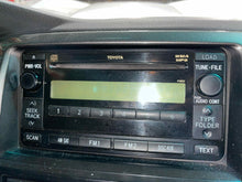 Load image into Gallery viewer, Radio Toyota 4 Runner 2006 - NW489582
