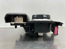 Load image into Gallery viewer, Temperature Controls Toyota 4 Runner 2006 - NW489521
