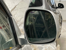 Load image into Gallery viewer, SIDE VIEW MIRROR Toyota 4 Runner Power Heated Right - NW489444
