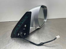 Load image into Gallery viewer, SIDE VIEW MIRROR Toyota 4 Runner Power Heated Right - NW489444
