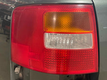 Load image into Gallery viewer, TAIL LIGHT LAMP ASSEMBLY Audi A6 Allroad S6 02 03 04 05 Left - NW489635
