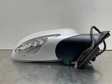 Load image into Gallery viewer, SIDE VIEW DOOR MIRROR Buick Enclave 13 14 15 16 17 Right - NW489437
