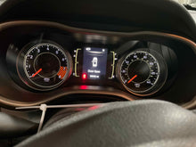 Load image into Gallery viewer, Speedometer Cluster Jeep Cherokee 2014 - NW489955
