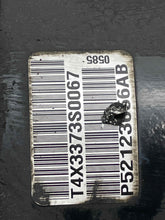 Load image into Gallery viewer, Axle Shaft Jeep Cherokee 2014 - NW489690
