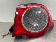 Load image into Gallery viewer, OUTER TAIL LIGHT LAMP Volkswagen EOS 07 08 09 10 11 Right - NW491310
