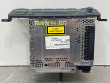 Load image into Gallery viewer, RADIO BMW 320i 330i M3 2002 02 03 04 05 06 AM/FM/CD - NW491911
