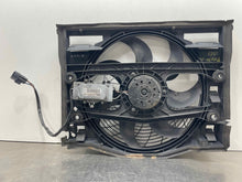 Load image into Gallery viewer, RADIATOR FAN ASSEMBLY 320i 323i 330i 99 00 01 02 - 06 - NW491587
