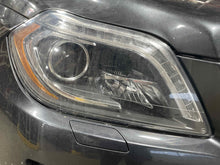 Load image into Gallery viewer, HEADLIGHT LAMP ASSEMBLY Gl350 Gl450 Gl550 GL63 AMG 13-16 Right - NW491781
