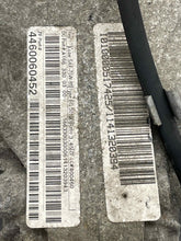 Load image into Gallery viewer, CARRIER ASSEMBLY Gl350 Gl450 Gl550 GL63 AMG GLE300 DCP 12-19 - NW491534
