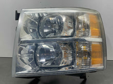 Load image into Gallery viewer, [INVENTORYCAR_YEAR_MAKE_MODEL] HEADLIGHT LAMP ASSEMBLY Left - NW492862
