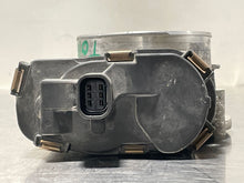 Load image into Gallery viewer, THROTTLE BODY Escaldes Silverado Tahoe Hummer Sierra 2500 Pickup 2009 09 10 11 - NW492923
