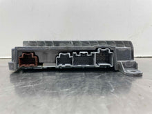 Load image into Gallery viewer, RADIO AMPLIFIER Cadillac SRX 2013 13 2014 14 - NW493281
