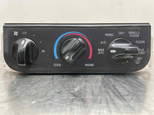 Load image into Gallery viewer, AC HEATER TEMP CONTROL Ford F150 F250 Navigator Expedition 99 00 01 - 04 Front - NW493581
