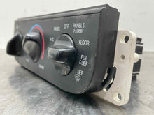 Load image into Gallery viewer, AC HEATER TEMP CONTROL Ford F150 F250 Navigator Expedition 99 00 01 - 04 Front - NW493581
