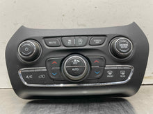 Load image into Gallery viewer, Temperature Controls Jeep Cherokee 2019 - NW493930

