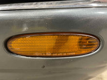 Load image into Gallery viewer, FOG LIGHT Jaguar XJ8 1998 98 1999 99 00 01 02 03 - NW494237
