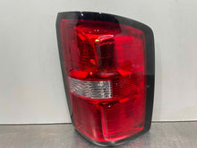 Load image into Gallery viewer, [INVENTORYCAR_YEAR_MAKE_MODEL] TAIL LIGHT LAMP ASSEMBLY Right - NW495706

