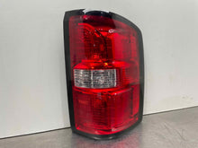 Load image into Gallery viewer, [INVENTORYCAR_YEAR_MAKE_MODEL] TAIL LIGHT LAMP ASSEMBLY Right - NW495706
