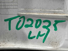 Load image into Gallery viewer, [INVENTORYCAR_YEAR_MAKE_MODEL] TAIL LIGHT LAMP ASSEMBLY Left - NW506535
