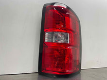 Load image into Gallery viewer, [INVENTORYCAR_YEAR_MAKE_MODEL] TAIL LIGHT LAMP ASSEMBLY Right - NW495724
