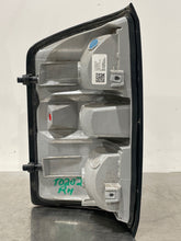 Load image into Gallery viewer, [INVENTORYCAR_YEAR_MAKE_MODEL] TAIL LIGHT LAMP ASSEMBLY Right - NW495722
