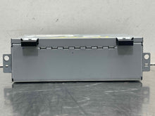 Load image into Gallery viewer, RADIO RECEIVER Jaguar XF XFR 2016 16 2017 17 2018 18 - NW496492
