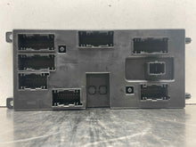 Load image into Gallery viewer, BODY CONTROL MODULE BCM COMPUTER XF XFR 2016 16 2017 17 - NW496273
