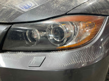 Load image into Gallery viewer, HEADLIGHT LAMP ASSEMBLY 323i 325ci 325i 328i 330ci 330i 330xi 06-08 Left - NW496410
