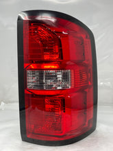 Load image into Gallery viewer, [INVENTORYCAR_YEAR_MAKE_MODEL] TAIL LIGHT LAMP ASSEMBLY Right - NW496695
