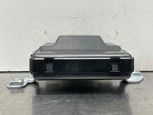 Load image into Gallery viewer, TRANSFER CASE CONTROL MODULE COMPUTER Honda CR-V 12 13 14 - NW496771
