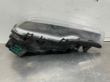Load image into Gallery viewer, Park Lamp Light  INFINITI QX30 2017 - NW496879
