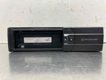 Load image into Gallery viewer, RADIO Mercedes CLK320 430 E300D 1999 99 2000 00 - NW497022
