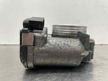 Load image into Gallery viewer, THROTTLE BODY Volvo V50 C30 C70 S40 04 05 06 07 08 - 10 - NW497588
