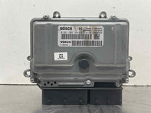 Load image into Gallery viewer, ECU ECM COMPUTER Volvo S60 XC60 2012 12 - NW497306
