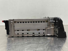 Load image into Gallery viewer, RADIO BMW 320i 330i M3 2002 02 03 04 05 06 AM/FM/CD - NW497985
