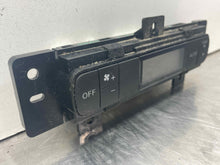 Load image into Gallery viewer, REAR TEMPERATURE CONTROLS Nissan Pathfinder 13 14 15 16 17 - NW497898
