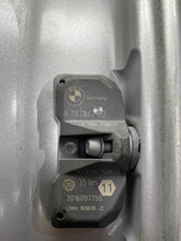 Load image into Gallery viewer, WHEEL RIM 528i 535i 550i 08-10 17x8 ALLOY - NW498116
