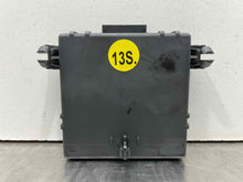 Load image into Gallery viewer, IMMOBILIZER MODULE COMPUTER Porsche Cayenne 2006 06 - NW498219
