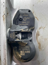 Load image into Gallery viewer, WHEEL RIM 323i 328i 335i 08-13 17x8 - NW498899
