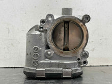 Load image into Gallery viewer, THROTTLE BODY Mercedes B200 2006 06 2007 07 2008 08 2009 09 2010 10 2011 11 - NW499330
