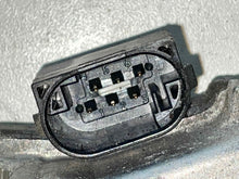 Load image into Gallery viewer, THROTTLE BODY Mercedes B200 2006 06 2007 07 2008 08 2009 09 2010 10 2011 11 - NW499330
