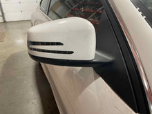 Load image into Gallery viewer, SIDE VIEW DOOR MIRROR C250 C300 C350 C63 12 13 14 15 Right - NW499019
